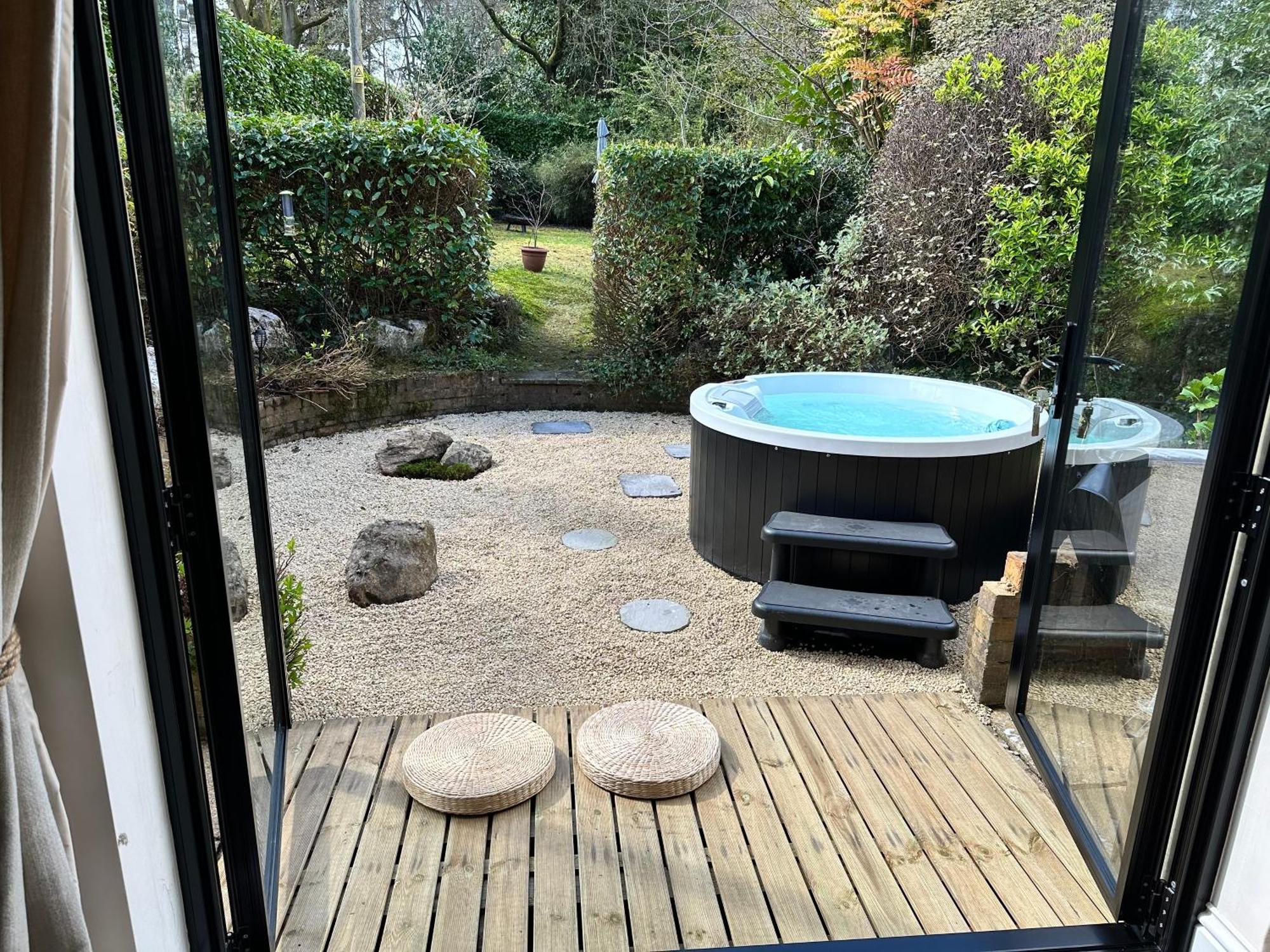 The Wabi Sabi Sanctuary Official Japanese Style With Hot Tub Between Farnham And Hindhead * Farnham (Surrey)