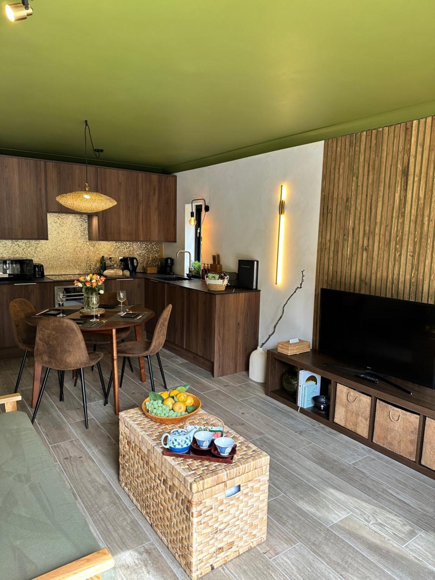 The Wabi Sabi Sanctuary Official Japanese Style With Hot Tub Between Farnham And Hindhead *